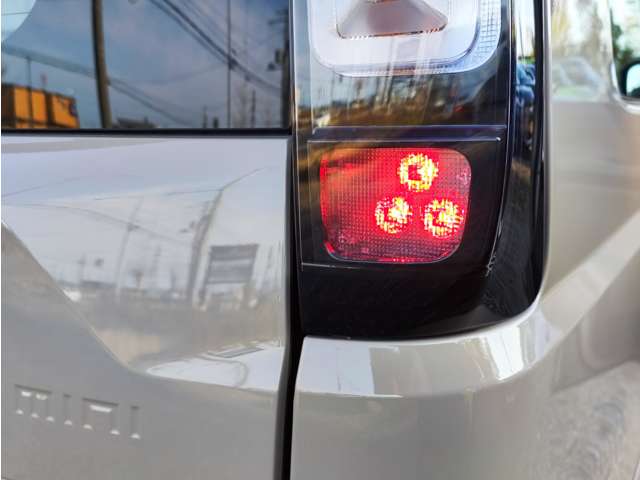 Mitsubishi Delica Mini 11