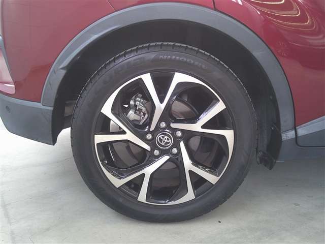 Toyota C-HR 5