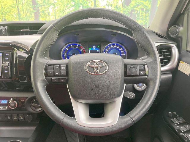 Toyota Hilux 11