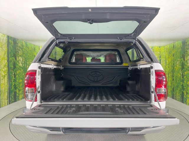 Toyota Hilux 10