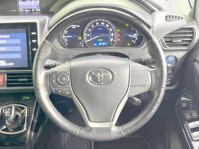 Toyota Esquire 12