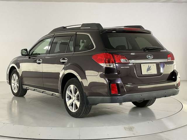 Subaru Legacy Outback 8