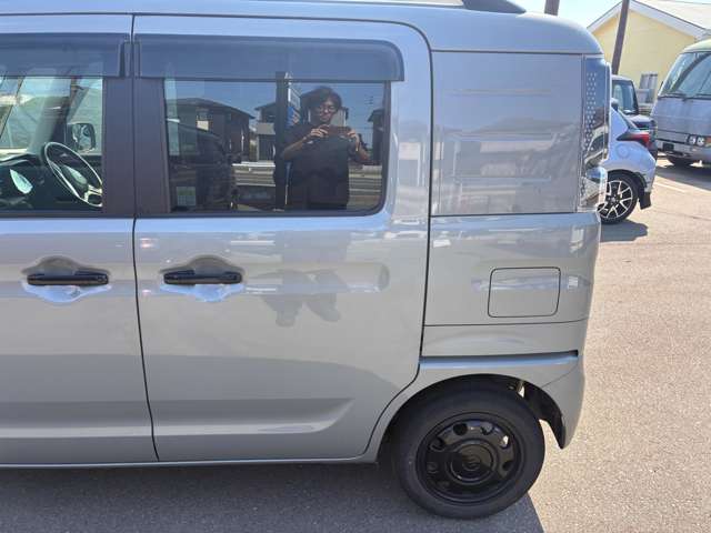 Suzuki Spacia Base 5