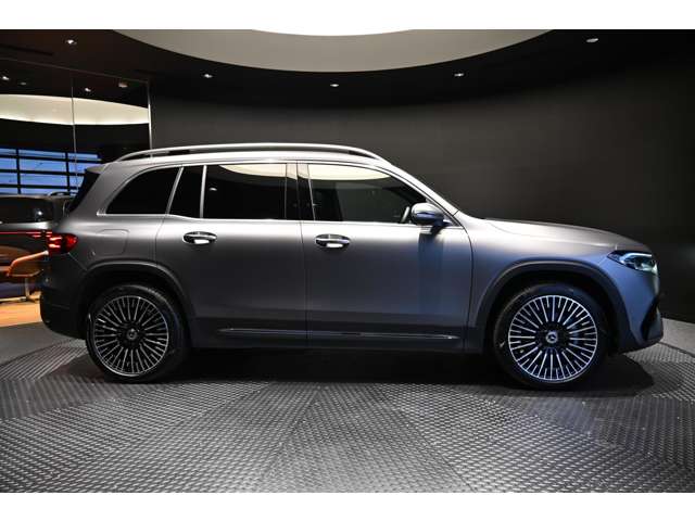 Mercedes-Benz EQB 4
