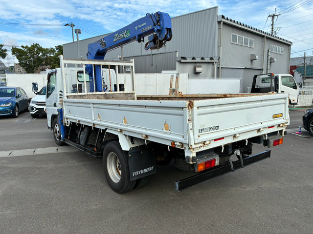 Mitsubishi Fuso Canter 7