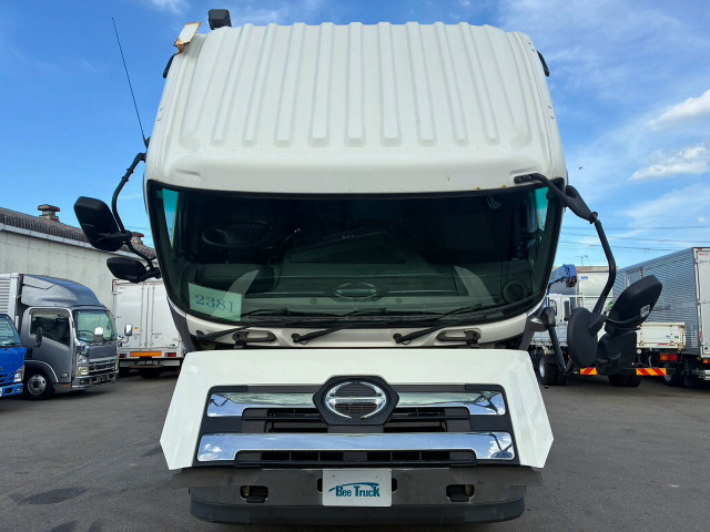 Hino Profia 12
