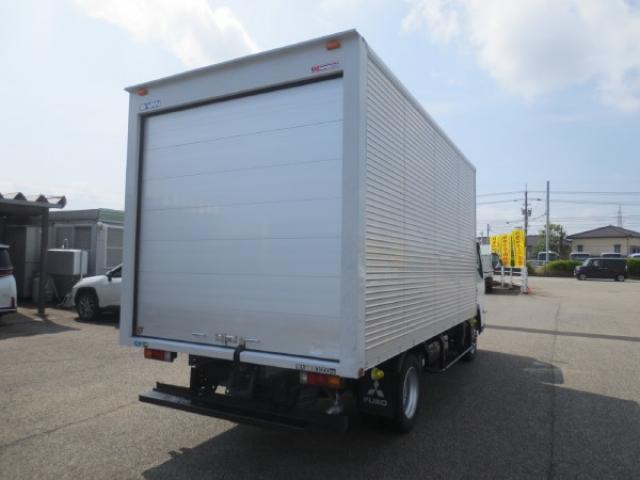 Mitsubishi Fuso Canter 4