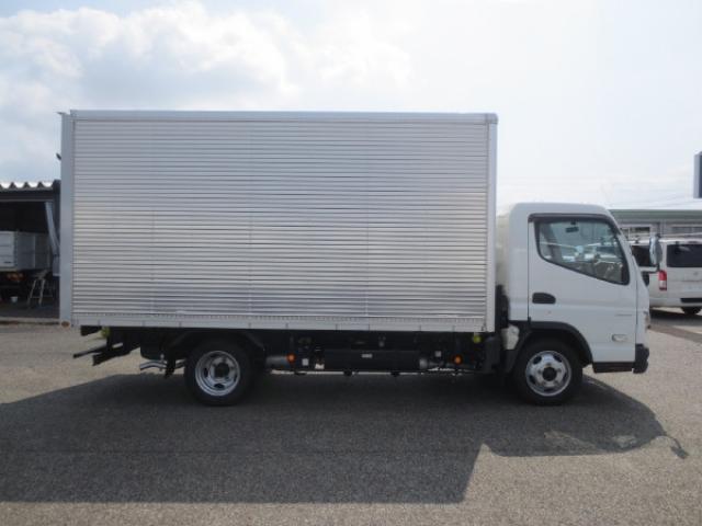 Mitsubishi Fuso Canter 8