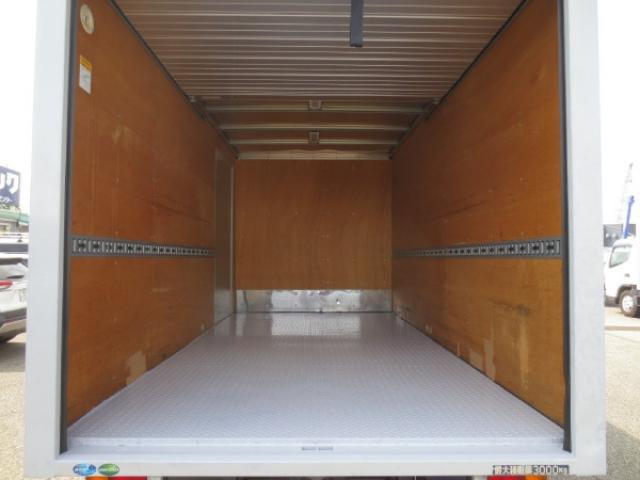 Mitsubishi Fuso Canter 10