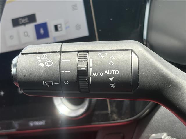 Lexus NX 12