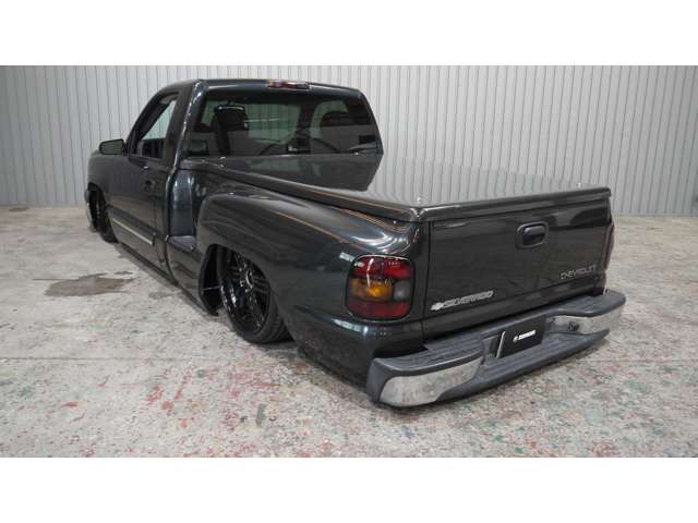 Chevrolet Silverado 6