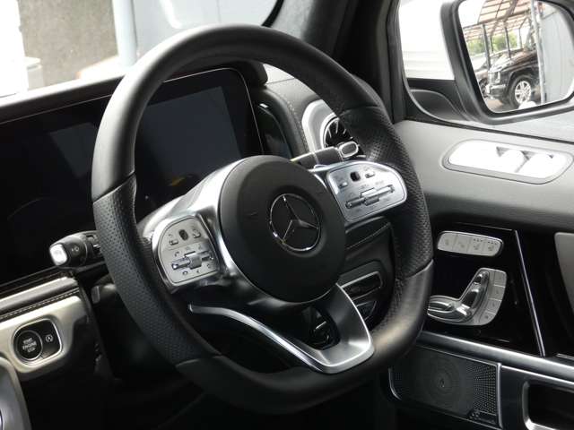 Mercedes-Benz G-Class 11