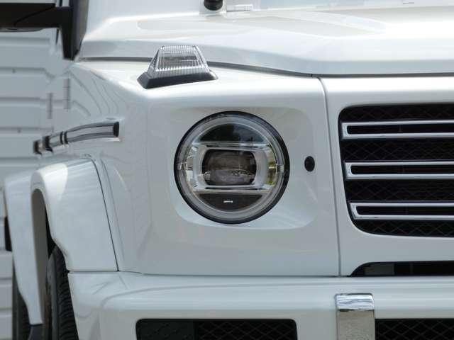 Mercedes-Benz G-Class 3
