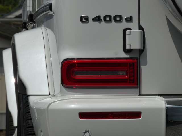Mercedes-Benz G-Class 4