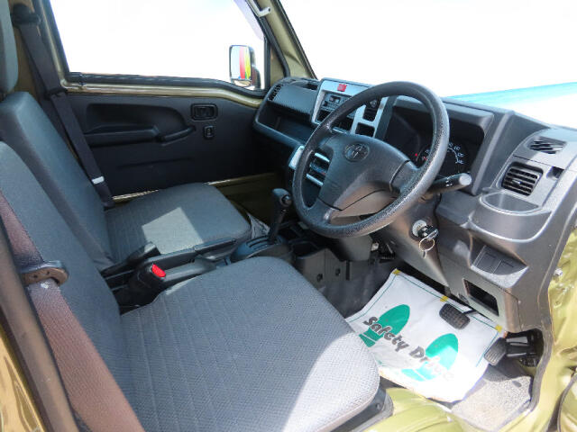 Toyota Pixis Truck 2