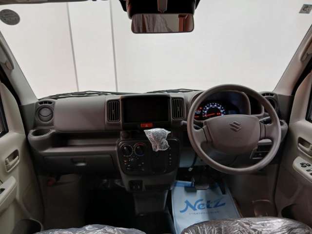 Suzuki Every 12
