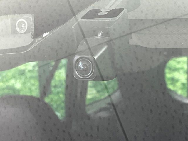 Subaru Legacy Outback 8