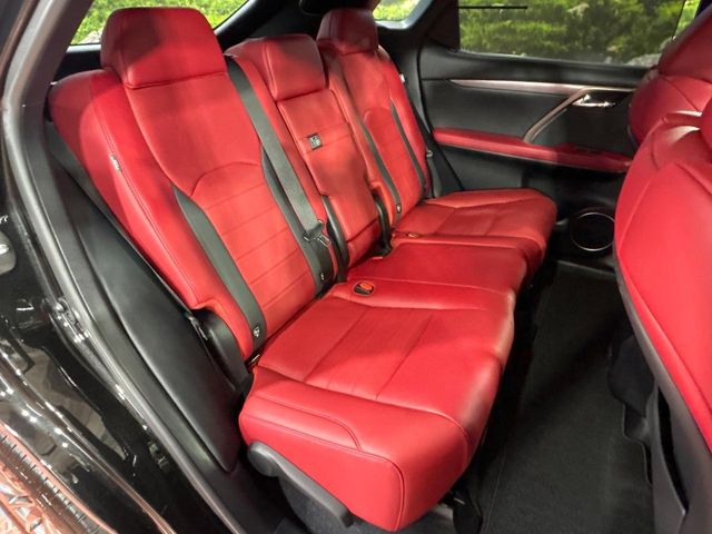 Lexus RX 9
