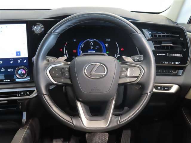 Lexus RX 7
