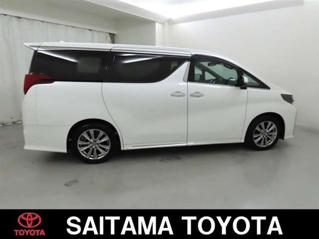 Toyota Alphard 8