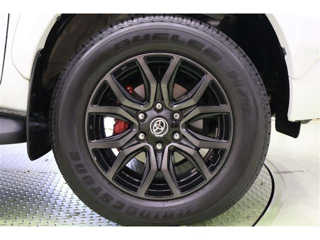 Toyota Hilux 12