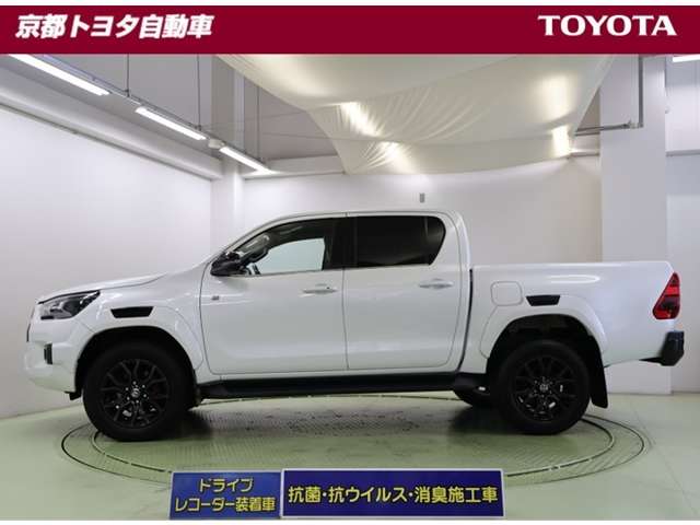 Toyota Hilux 2