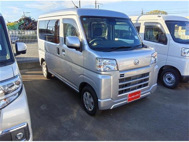 Daihatsu Hijet Cargo 6