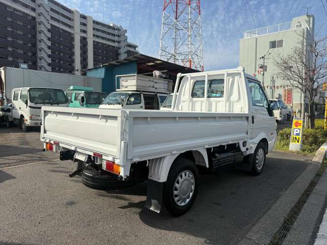 Mazda Bongo Truck 7
