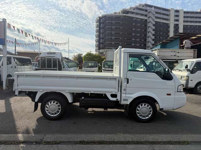 Mazda Bongo Truck 8