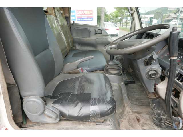 Isuzu Elf 11