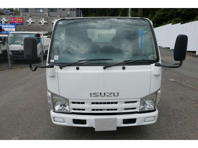Isuzu Elf 2