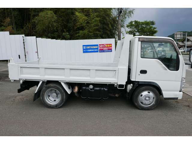 Isuzu Elf 4