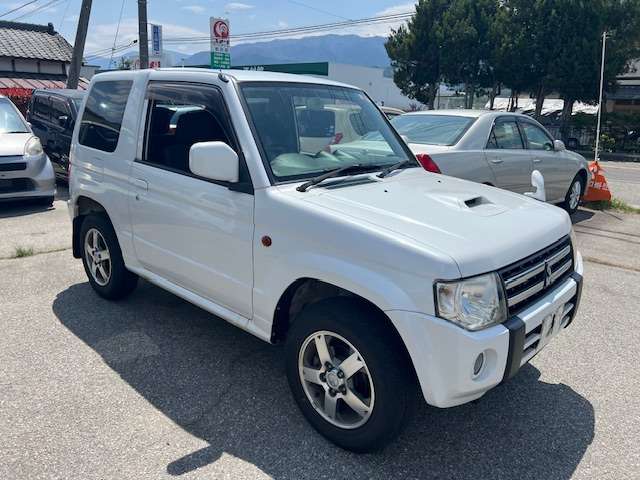 Mitsubishi Pajero Mini 11
