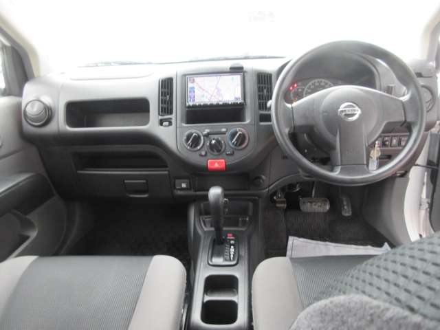 Nissan NV150 AD 10