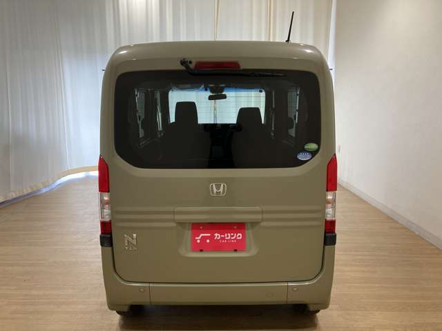 Honda N-VAN 8