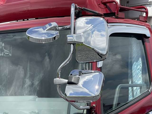 Mitsubishi Fuso Fighter 9
