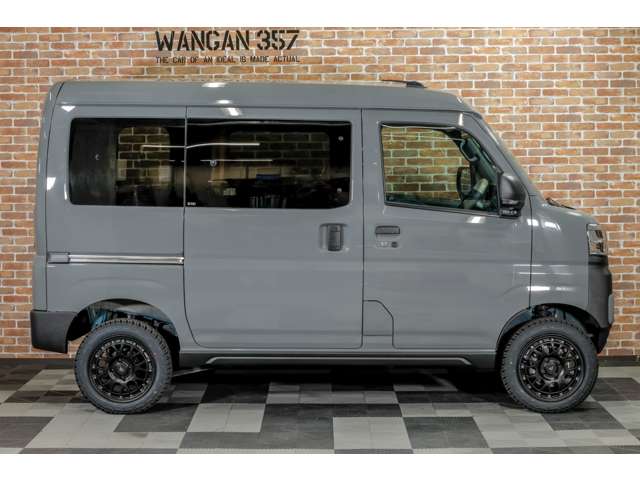 Daihatsu Atrai 7