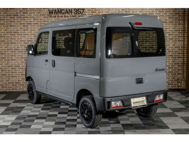 Daihatsu Atrai 10