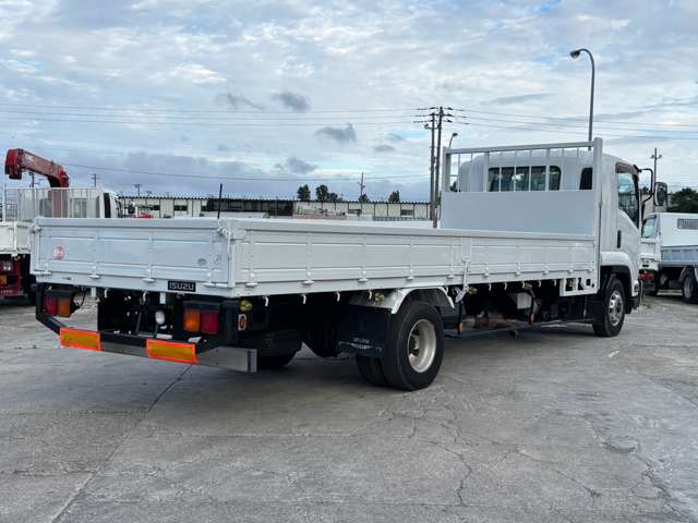 Isuzu Forward 8