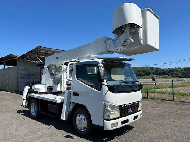 Mitsubishi Fuso Canter 4