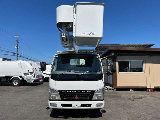 Mitsubishi Fuso Canter 7