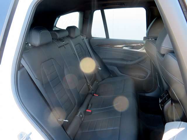 BMW X3 7