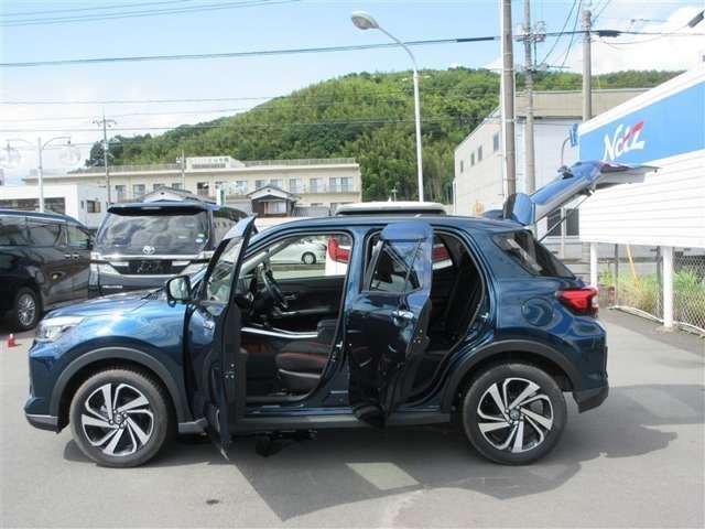 Toyota Raize 7