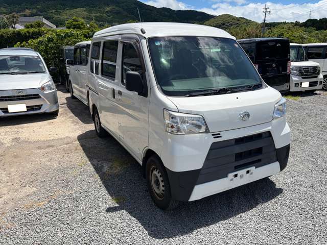Daihatsu Hijet Cargo 3