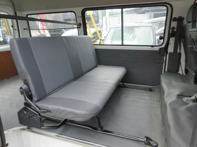 Nissan Vanette 7
