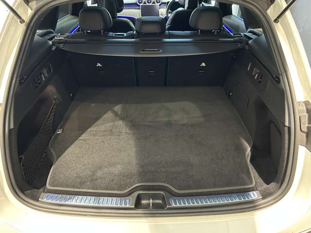 Mercedes-Benz GLC 8