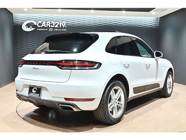 Porsche Macan 5