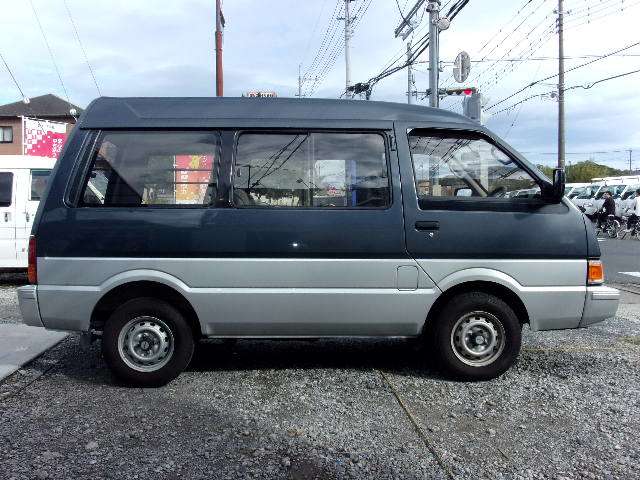 Nissan Vanette 10