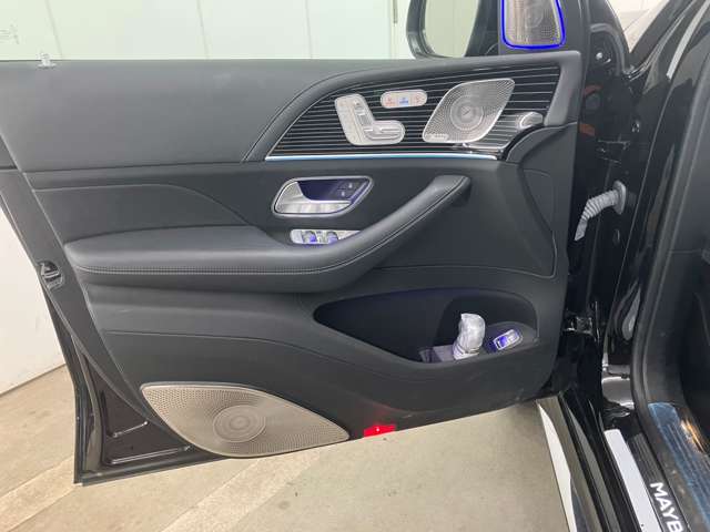 Mercedes-Benz GLS 10