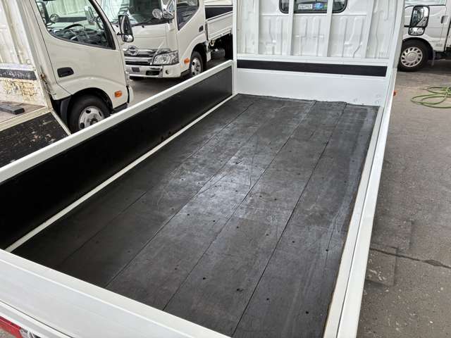 Toyota Toyoace 12